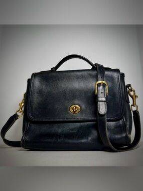 🤍Coach Vintage Court Turnlock 9870 Leather Bag Purse Black Brass